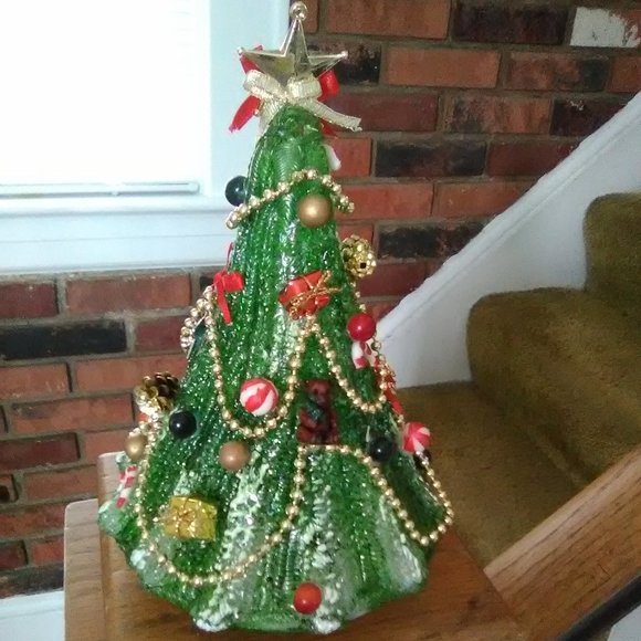 Musical Christmas Tree Collectible - Picture 3 of 5